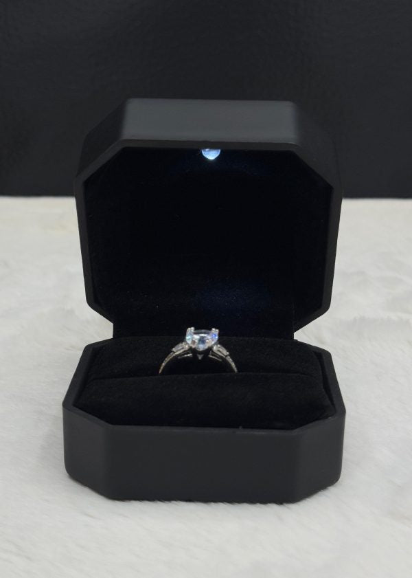 Diamond Shape Luxury Quality Adjustable Ring With Box